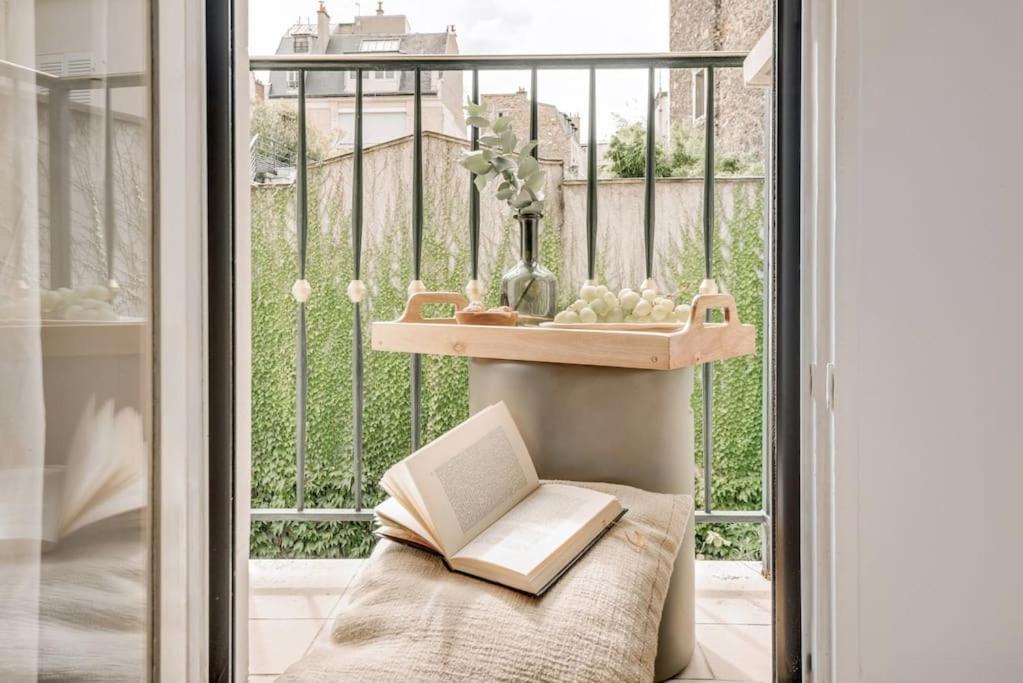 Marini - A Auteuil Appartement